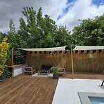 Domaine De La Fee De L'eau - L'eau D'o Semesterbostad Saint-Félix-Lauragais